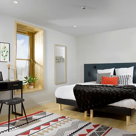 Au Petit Pont Hotel 3*