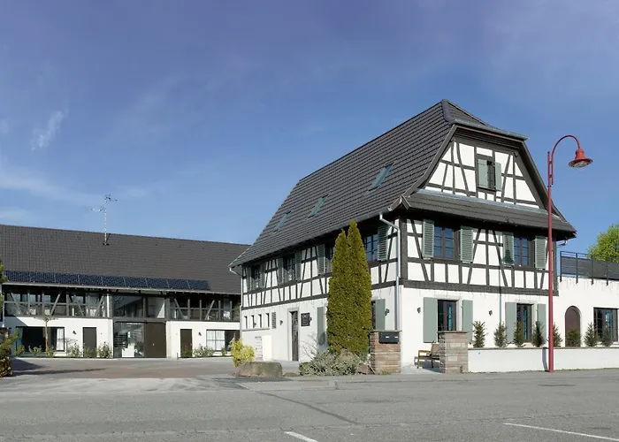 Au Petit Pont Hotel 3*